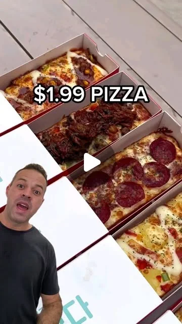 Anteprima di pizza individuale in box da asporto in Brasile